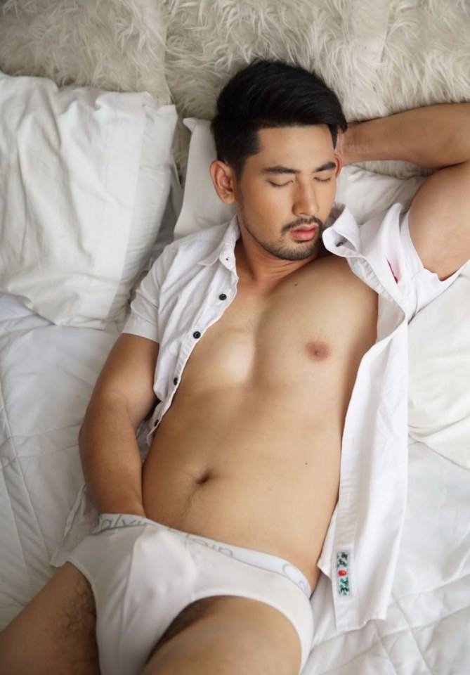 ถอดโชว์เรือนร่าง 2277