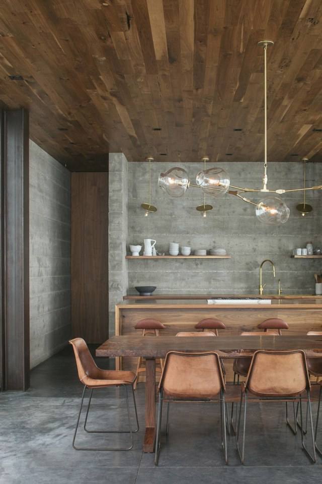Off-Grid Guest House by Anacapa