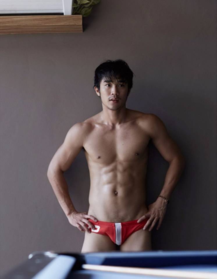 “เจ๋ง มาดพยัคฆ์” นักมวยไทยหน้าตี๋ กับการถ่ายแบบสุดเซ็กซี่