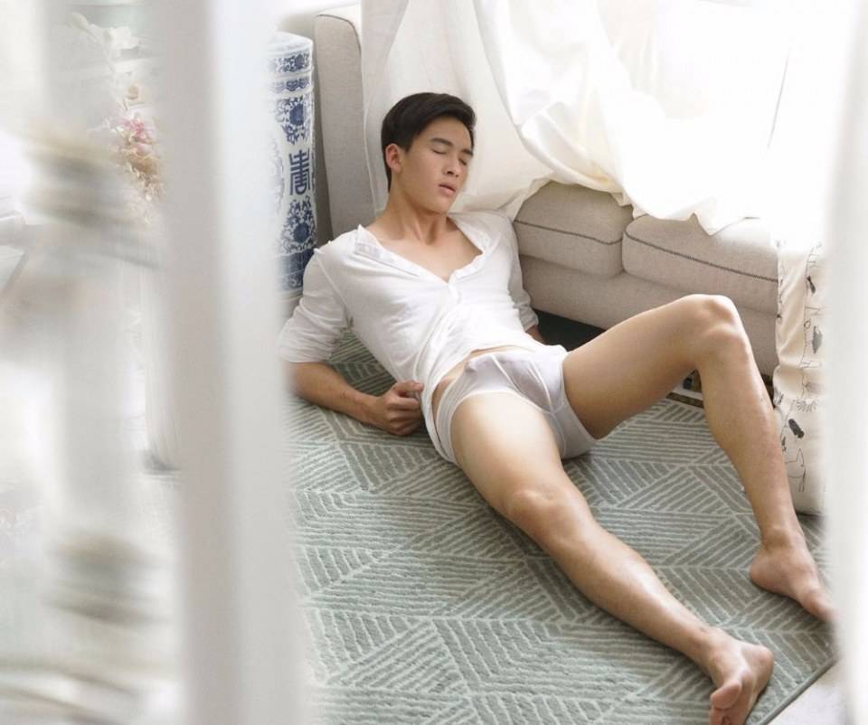 เนียนๆแน่นๆขาวๆ Warayut Chaijan