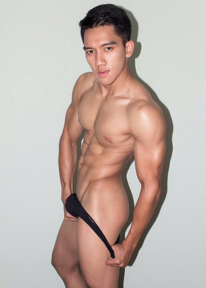 Hey guys 090 (18+)