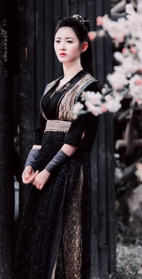 ละคร มหัศจรรย์รัก ลิขิตสวรรค์ Heavy Sweetness, Ash-like Frost 《香蜜沉沉烬如霜》 2017 9