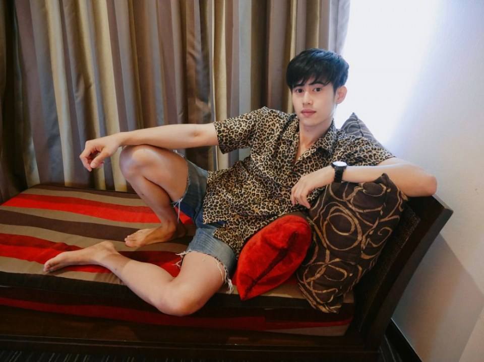สุดยอด สุรัตน์,บังเอิญรัก-หล่อแช็กชีแชบๆ,อีกคนที่อยากให้ถ่ายชุดบีกินี่