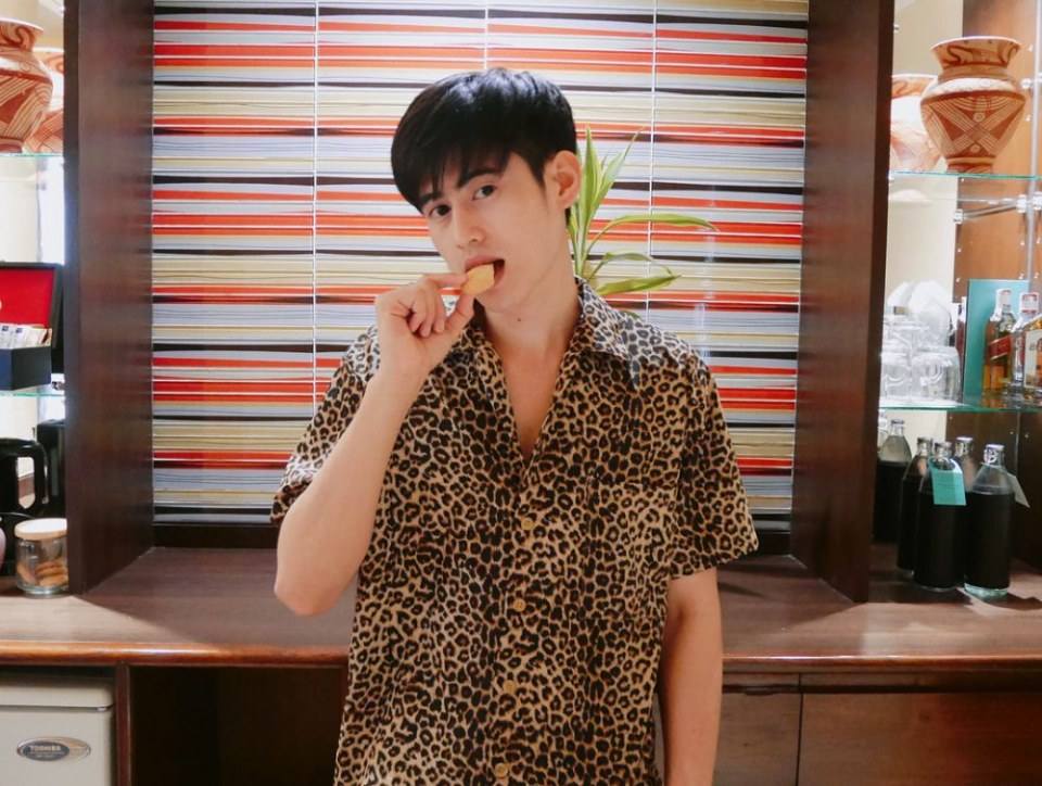 สุดยอด สุรัตน์,บังเอิญรัก-หล่อแช็กชีแชบๆ,อีกคนที่อยากให้ถ่ายชุดบีกินี่