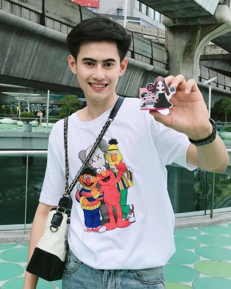 สุดยอด สุรัตน์,บังเอิญรัก-หล่อแช็กชีแชบๆ,อีกคนที่อยากให้ถ่ายชุดบีกินี่