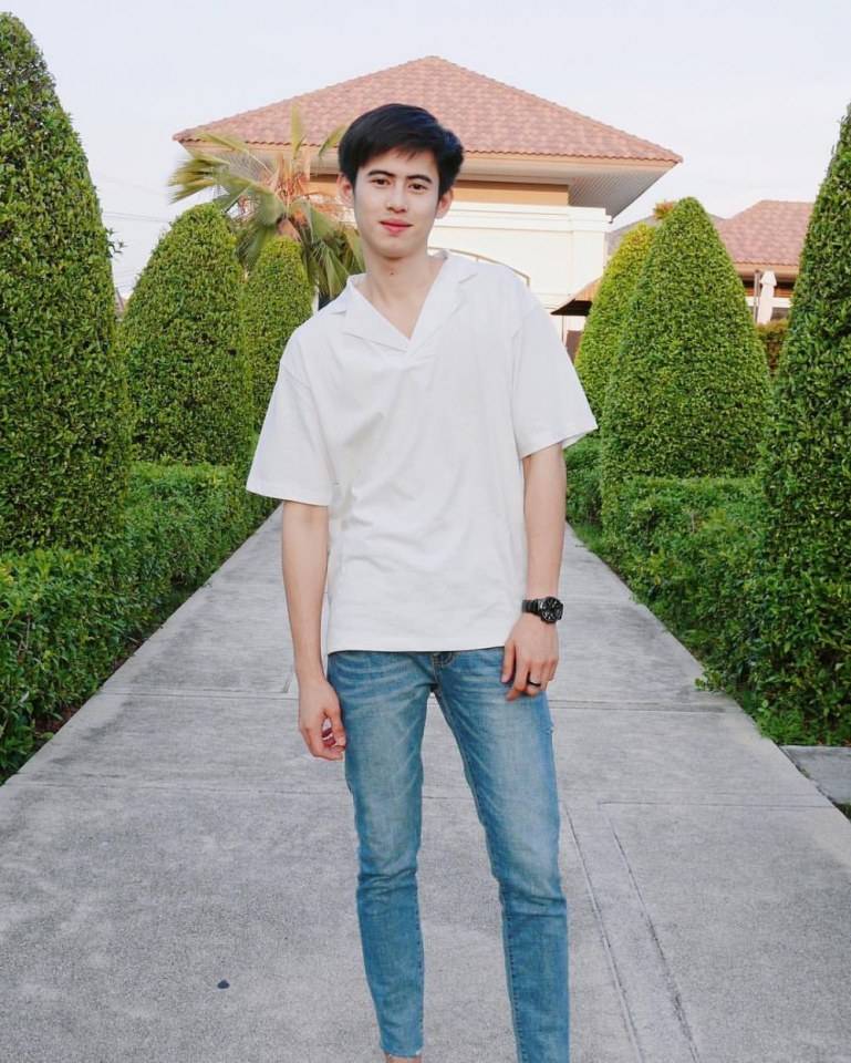 สุดยอด สุรัตน์,บังเอิญรัก-หล่อแช็กชีแชบๆ,อีกคนที่อยากให้ถ่ายชุดบีกินี่