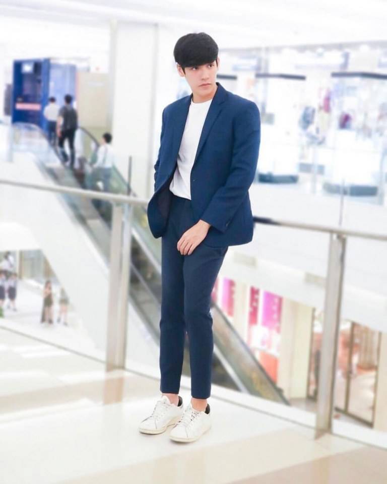 เบสท์ วิชยุตม์//แชบขึ้นทุกวันถ้าฟิดหุ่นอีกจักหน่อยอร่อยจนห้ามใจบ่อยู่แน่ๆ