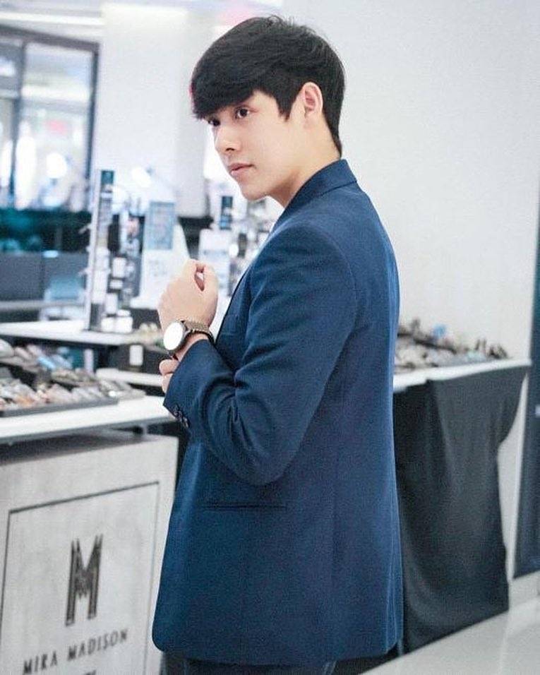 เบสท์ วิชยุตม์//แชบขึ้นทุกวันถ้าฟิดหุ่นอีกจักหน่อยอร่อยจนห้ามใจบ่อยู่แน่ๆ