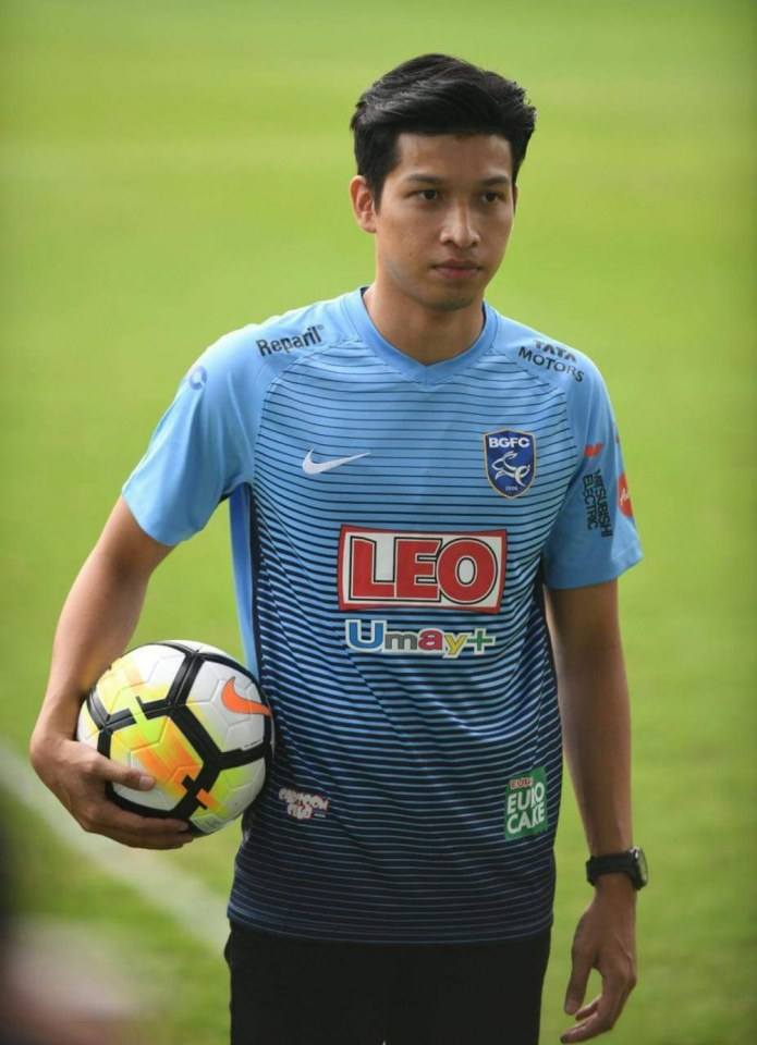 ตั้ม ธนบูรณ์