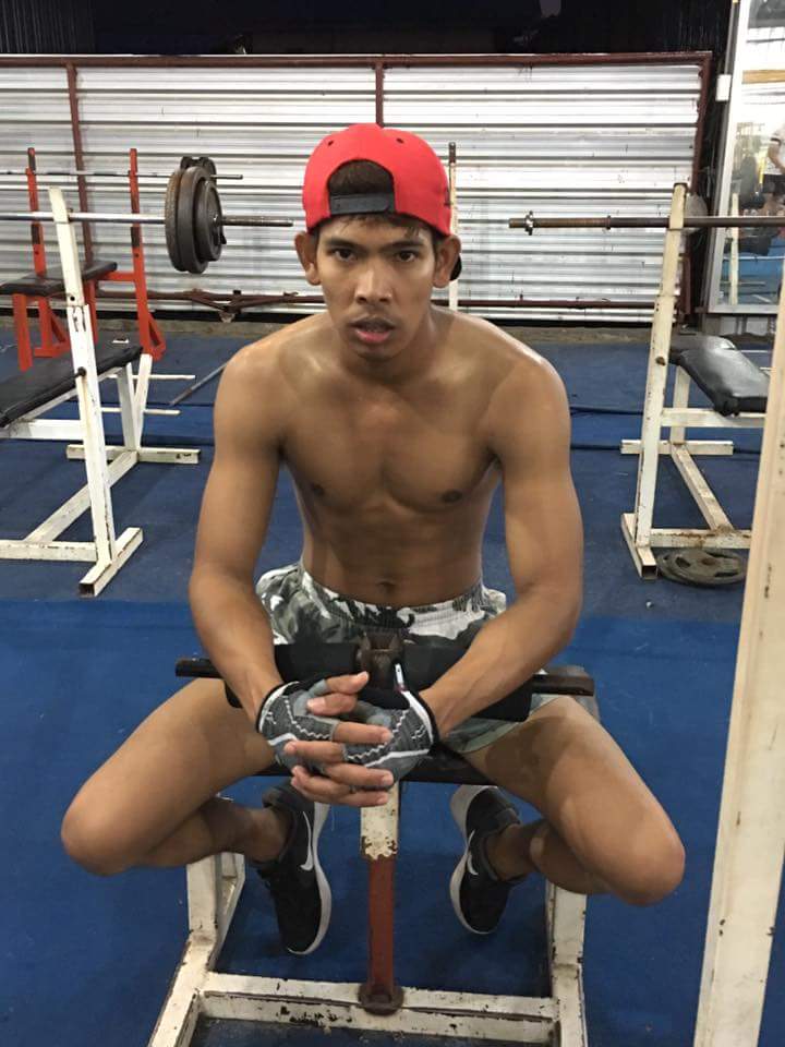 เอ อนุชา หมอลำบ้านๆทะเล้นจริงใจ