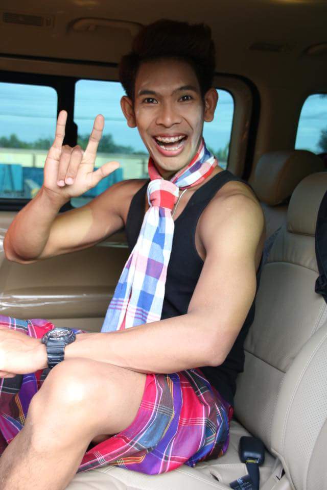 เอ อนุชา หมอลำบ้านๆทะเล้นจริงใจ