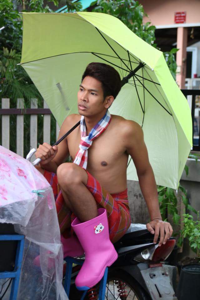 เอ อนุชา หมอลำบ้านๆทะเล้นจริงใจ