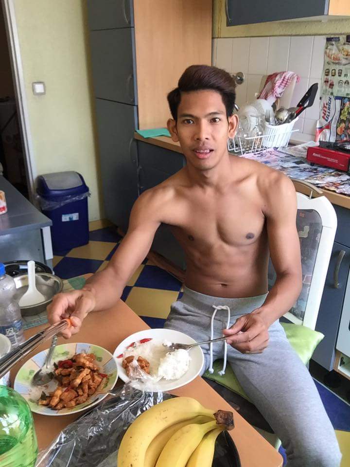 เอ อนุชา หมอลำบ้านๆทะเล้นจริงใจ