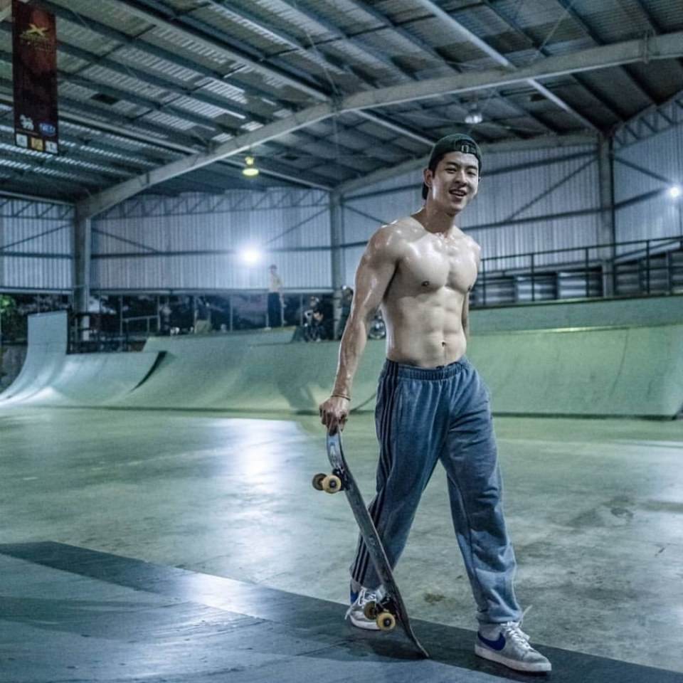 "เติ้ล" ครูสอนเทควันโด หล่อตี๋ น่ารัก หุ่นแซ่บ