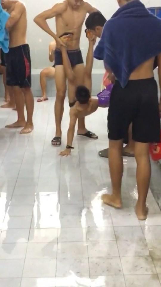 หนุ่มๆ