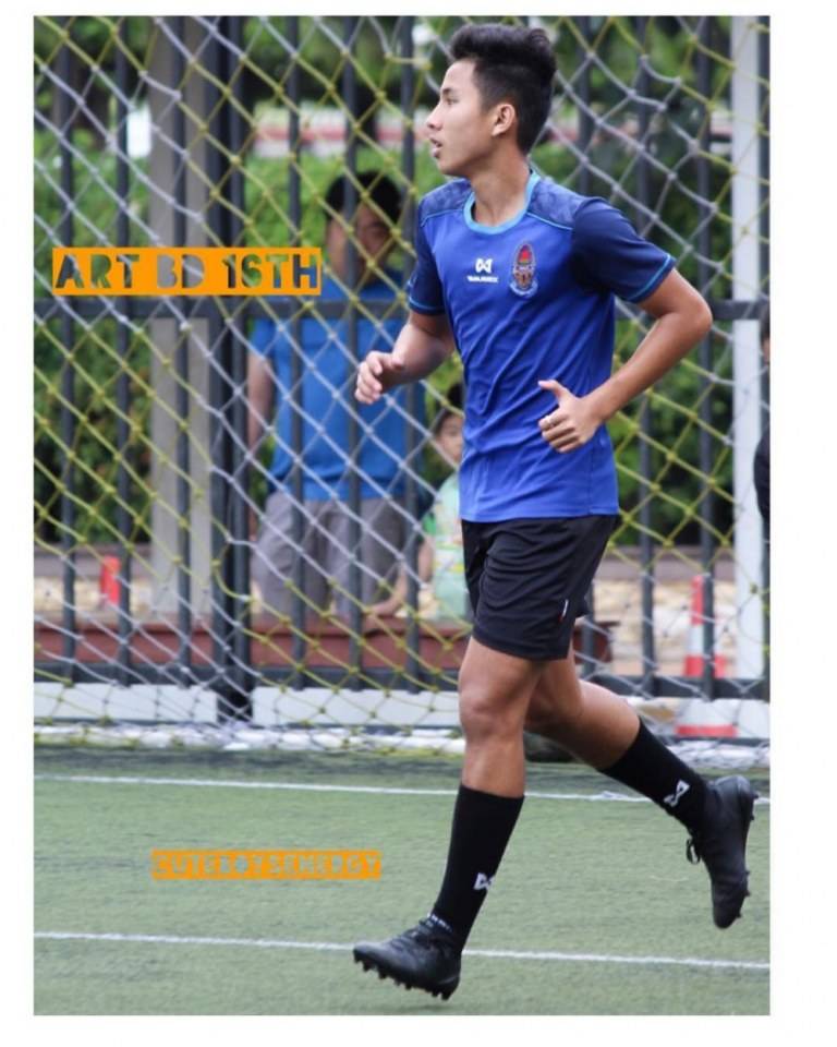 เด็กสมัยนี้..หืมมม ไม่พูดเยอะค่ะ เจ็บเส้นเสียง