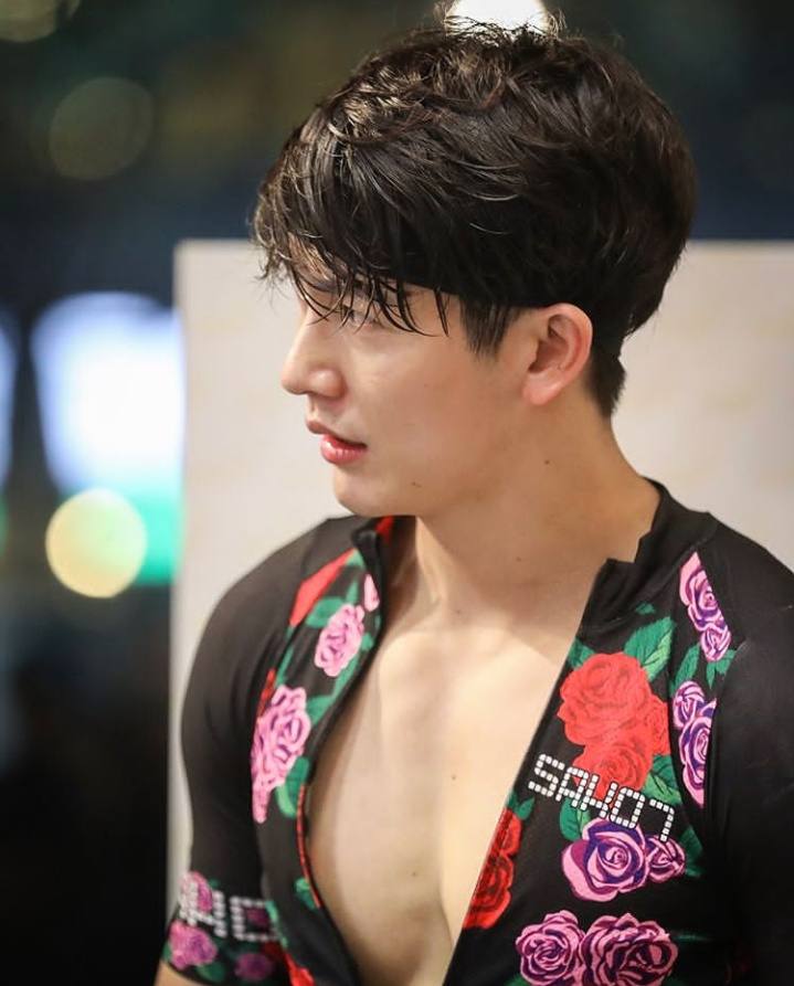 ดารารักสุขภาพ..ดีเจพุฒ