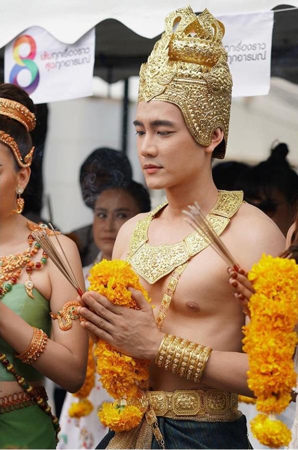 ฟลุค จิระ บวงสรวงละครเรื่อง มณีนาคา