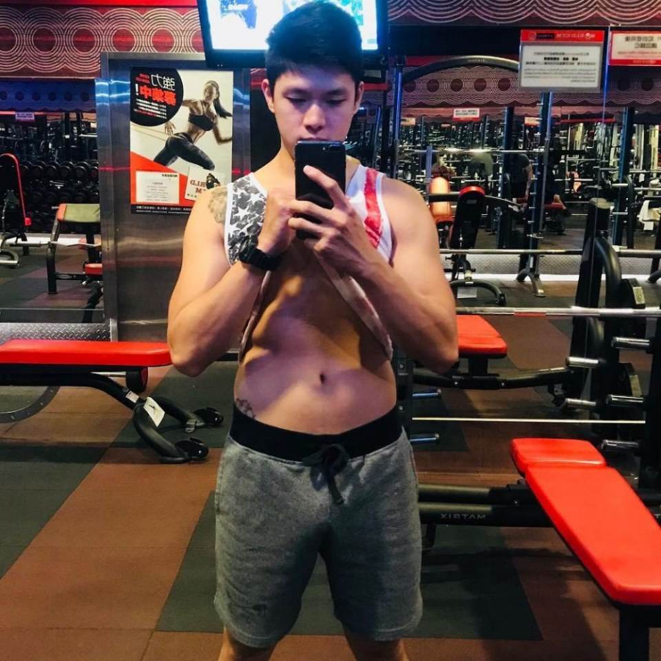 แอบมองสามี