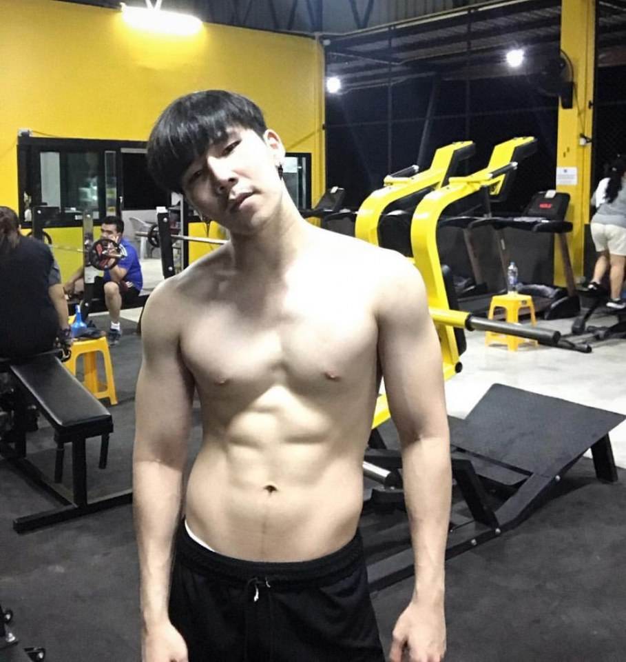 แอบมองสามี