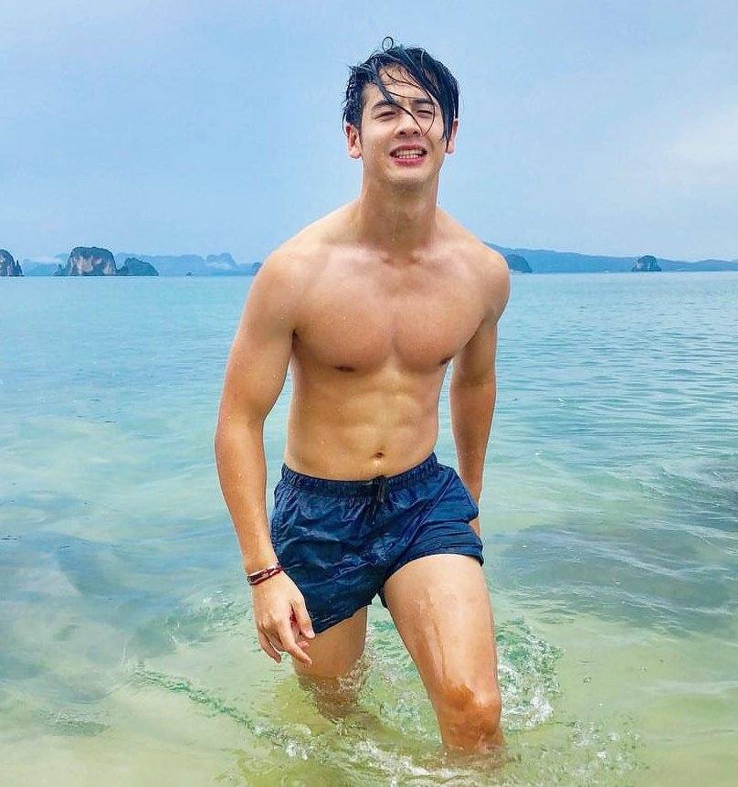 แอบมองสามี