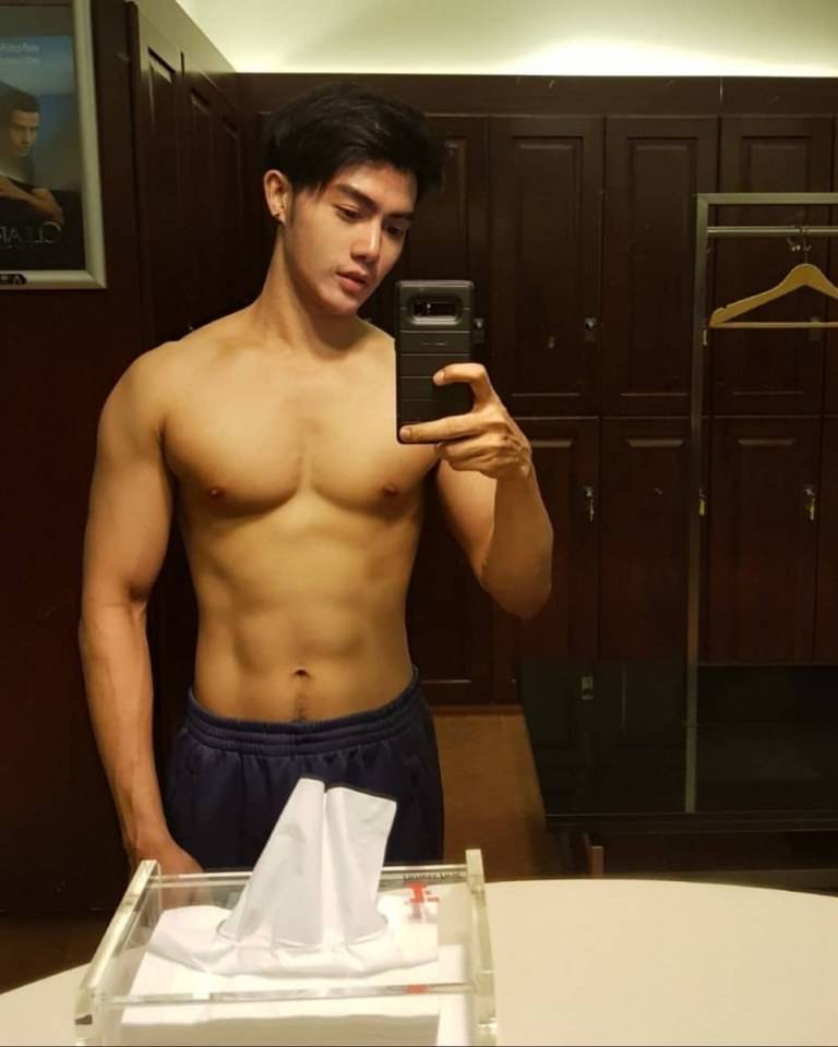 แอบมองสามี