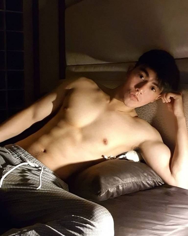 แอบมองสามี