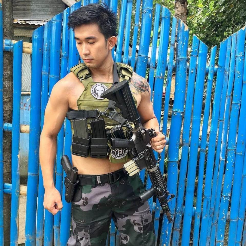 แอบมองสามี