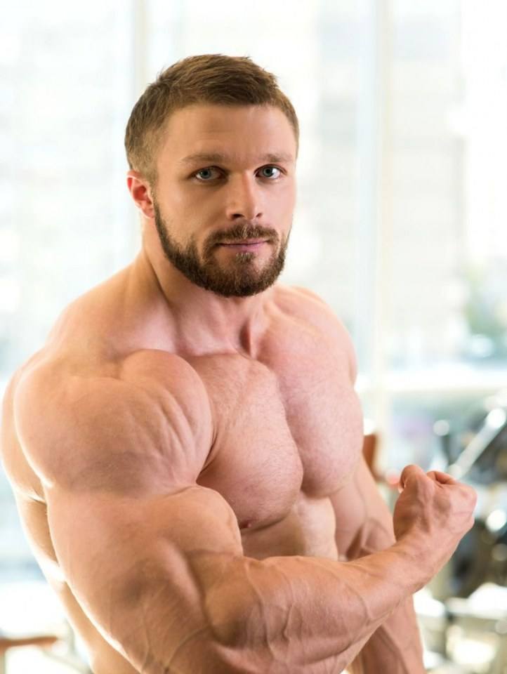 Bodybuilder in the gym NO.1