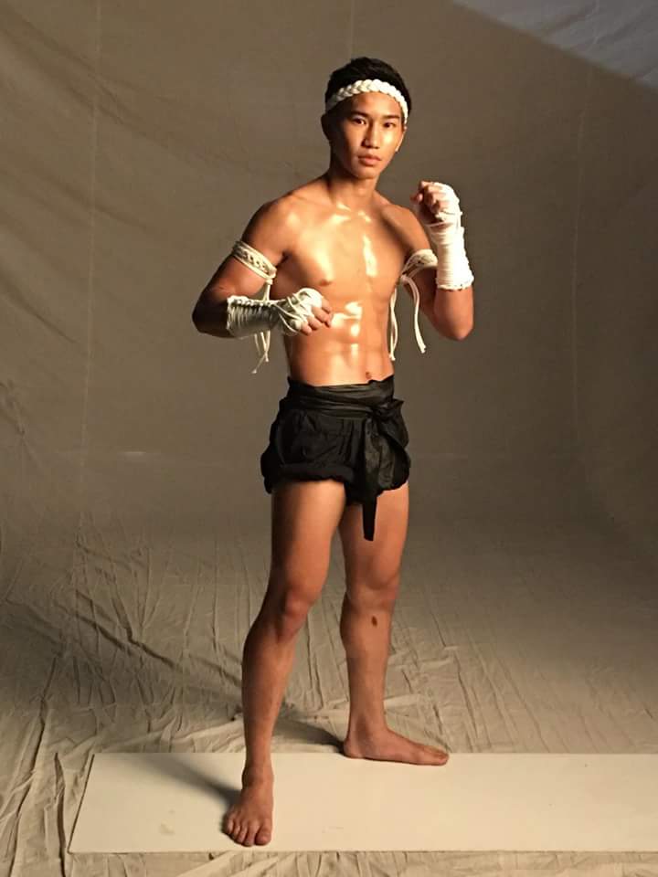 ตะวันฉาย นักมวยหล่อ