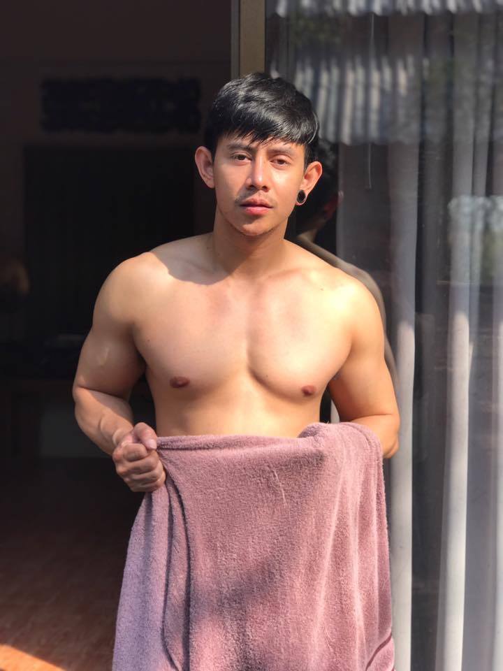 นายแบบหนุ่มนมใหญ่ค่ะ 2,828