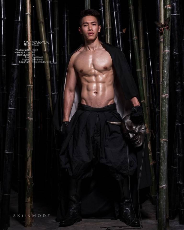 ถอดโชว์เรือนร่าง 2296