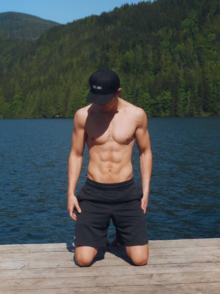 male body 102