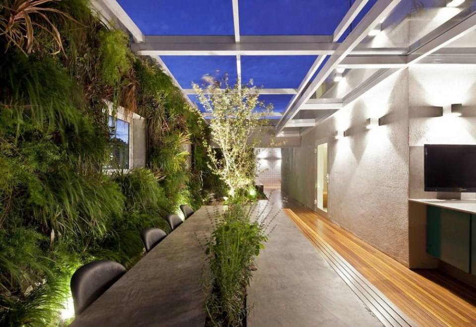 Ibirapuera Apartment by Casa14 Arquitetura