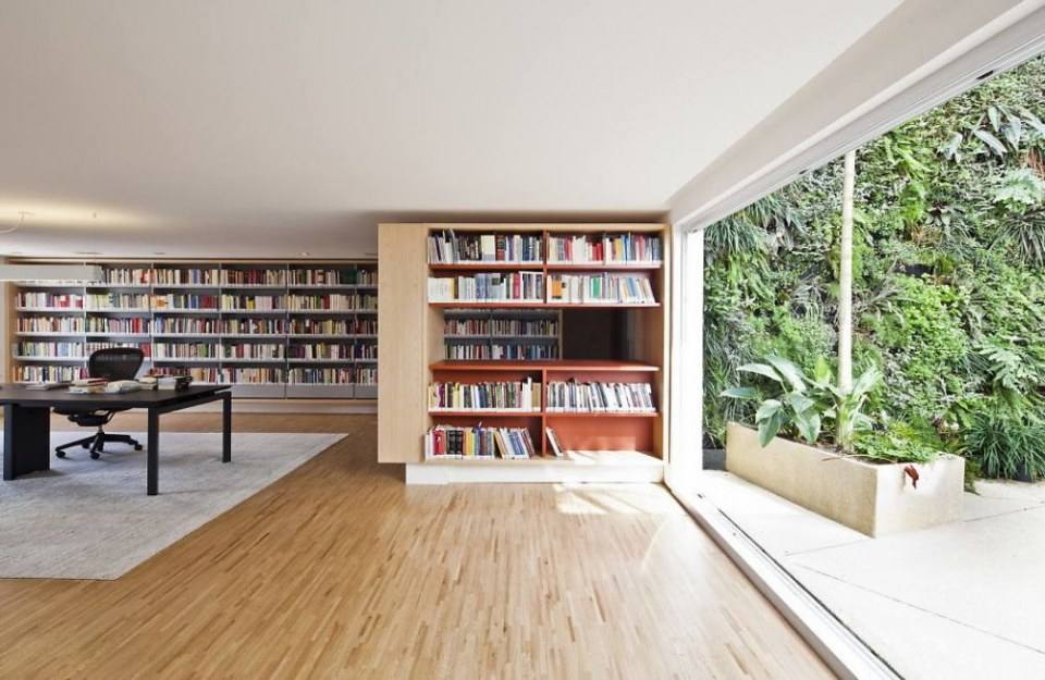 Ibirapuera Apartment by Casa14 Arquitetura