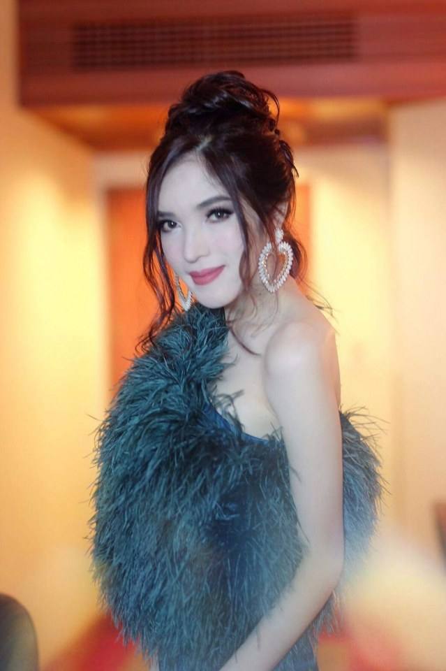สวยหรูดูแพง กระเทยเอมมี่ รัชฎา