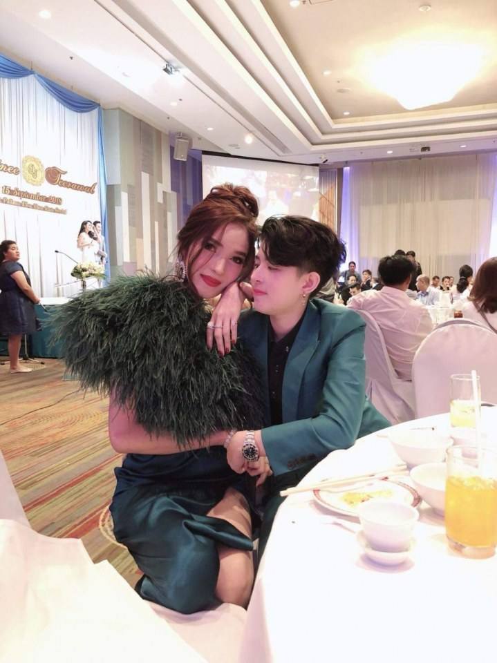 สวยหรูดูแพง กระเทยเอมมี่ รัชฎา