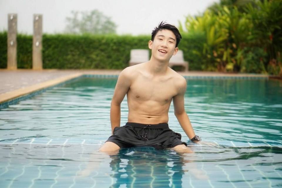 ร้อนๆมาอาบน้ำกัน