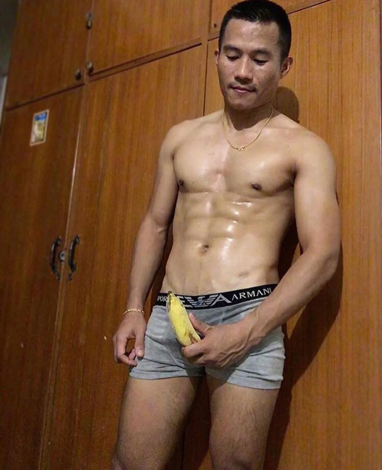 อยากจับของหลวง ๙