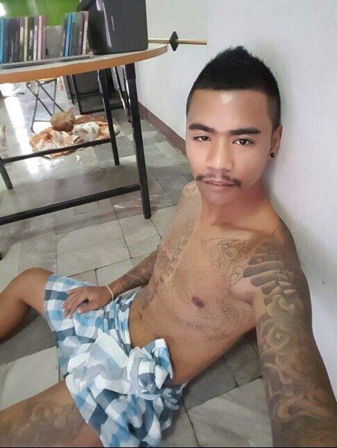 ดีต่อใจ#192(ผ้าขาวม้าผืนเดียว..เสียวทั้งซอย)