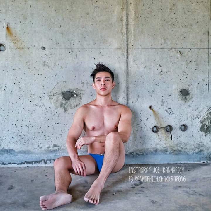 ชอบกดไลค์ ใช่กดโหวต 8