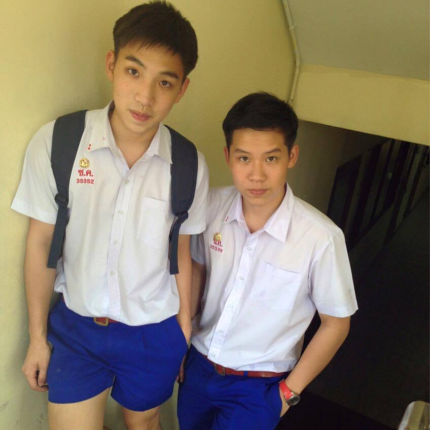 หนุ่มน้อยกางเกงน้ำเงิน 3,000