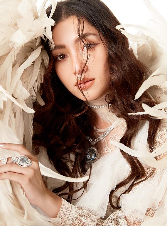 เบลล่า-ราณี @ กุลสตรี vol.48 no.1118 June 2018