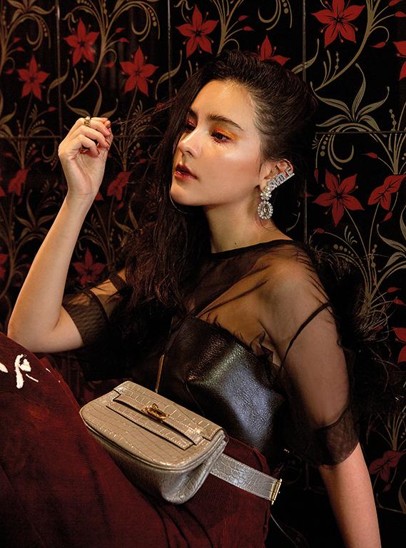 ออม-สุชาร์ @ กุลสตรี vol.48 no.1120 August 2018
