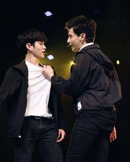 หลงไหลสองคนนี้ อยากให้อู๋จุนเฟียตมีละครคู่กันอีกอยากเห็นฉากฮักดุเดือดเผ็ดมันแชบๆฟินๆ หุ่นดีทังคู่>>