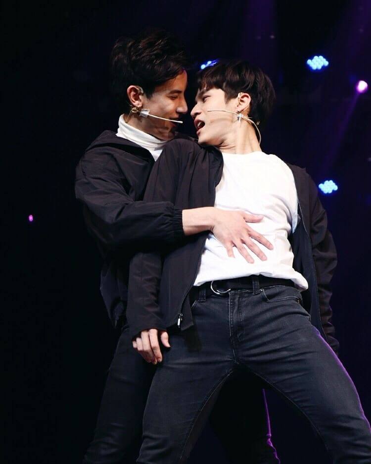 หลงไหลสองคนนี้ อยากให้อู๋จุนเฟียตมีละครคู่กันอีกอยากเห็นฉากฮักดุเดือดเผ็ดมันแชบๆฟินๆ หุ่นดีทังคู่>>
