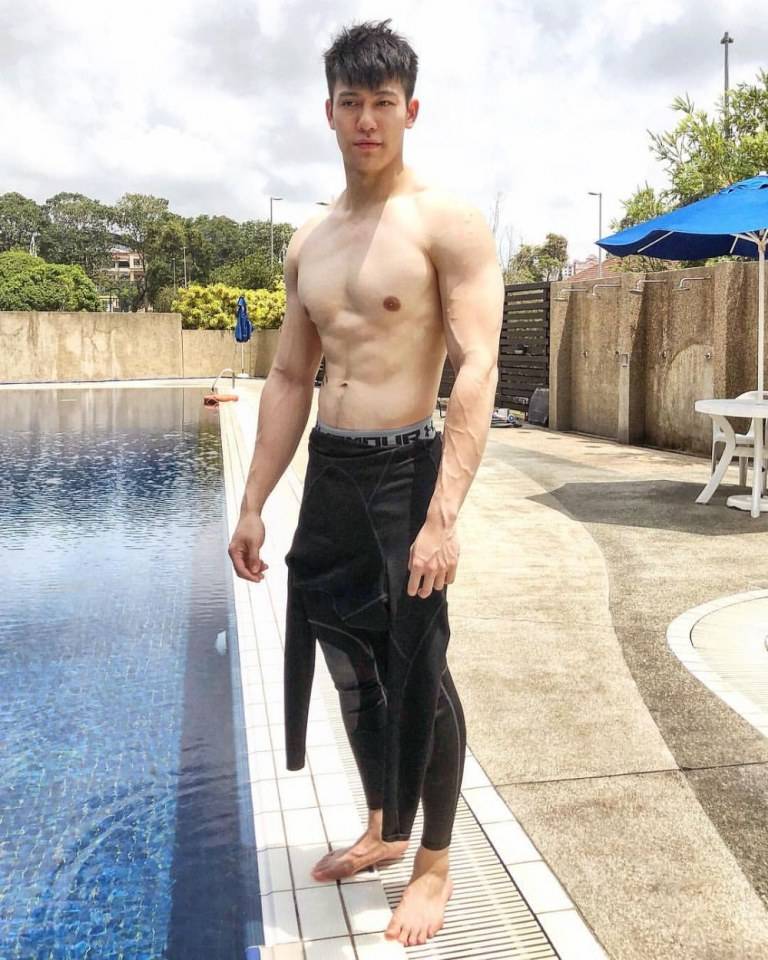 หล่อกล้ามใหญ่