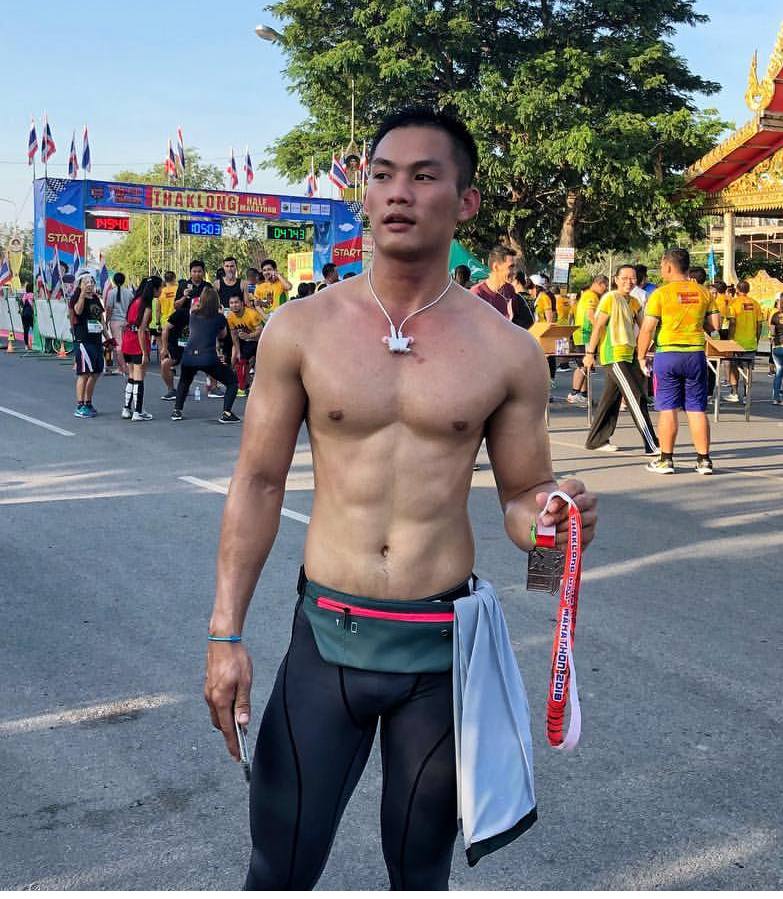 ท ทหาร