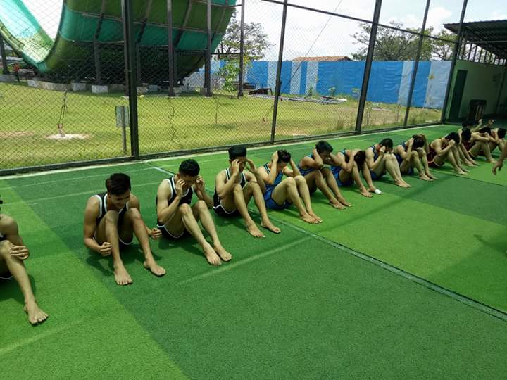 เวทีประกวดหนุ่มหล่อจากพม่าคึกคัก