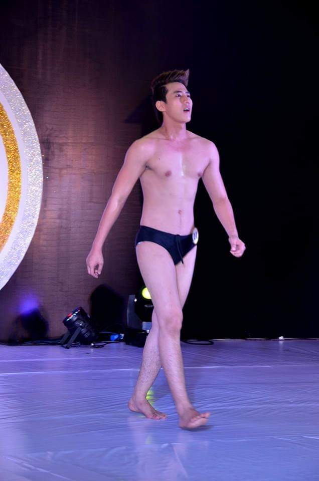 เวทีประกวดหนุ่มหล่อจากพม่าคึกคัก